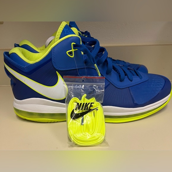 Nike Lebron 8 V/2 Low Blue & Volt Sneakers, Size 15 - Picture 9 of 13